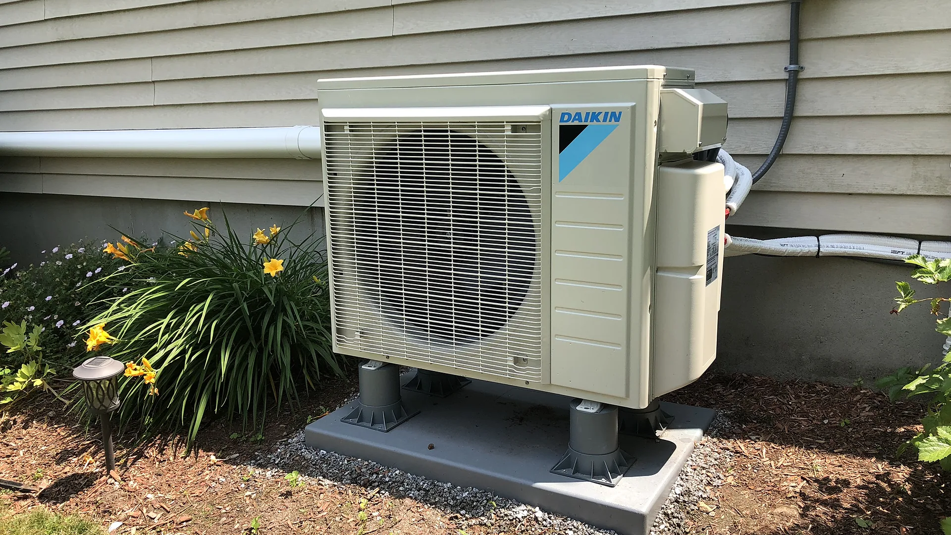 A.J. LeBlanc Heating - Heat Pump Buyer's Guide for New Hampshire Homeowners - in southern New Hampshire