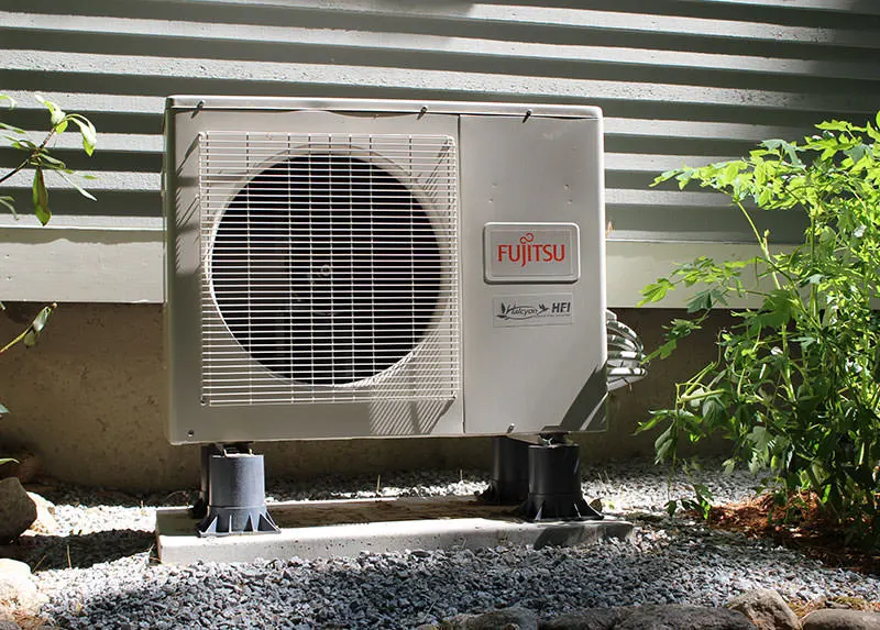 Fujitsu ductless mini split heat pump